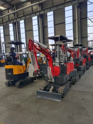 8.2KW One Ton Small Mini Excavator Crawler Digger For Home And Farm Use