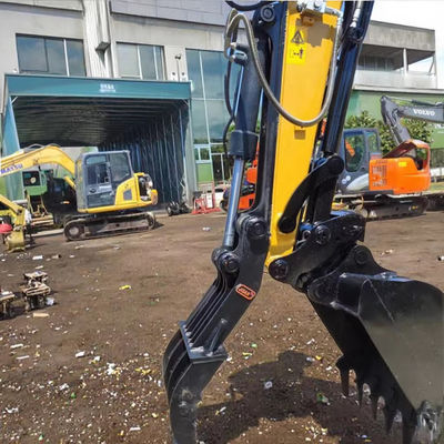 Customized Excavator Hydraulic Thumb Clip Excavator Spare Parts For Assisting Operations