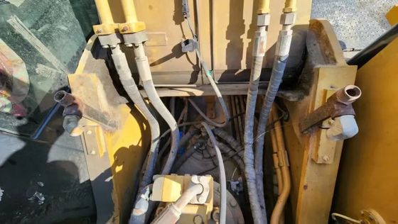 Cat Excavator for Sale at Low Price, Fast Delivery, Original, Unmodified Original Excavator Cat 329d, Fine Original Excavator