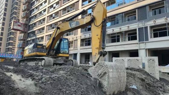 Cat Excavator for Sale at Low Price, Fast Delivery, Original, Unmodified Original Excavator Cat 329d, Fine Original Excavator