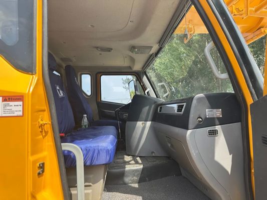 Chinese Factory 25ton Truck Crane Xct25 with Spare Parts Good Quality Crane