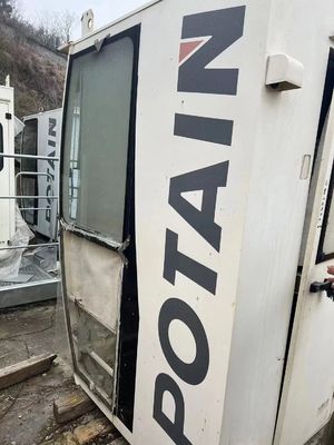 Urban Infrastructure Projects Pre-Owned Zoomlion Wa6015-8A Lifting Crane Precise Operation