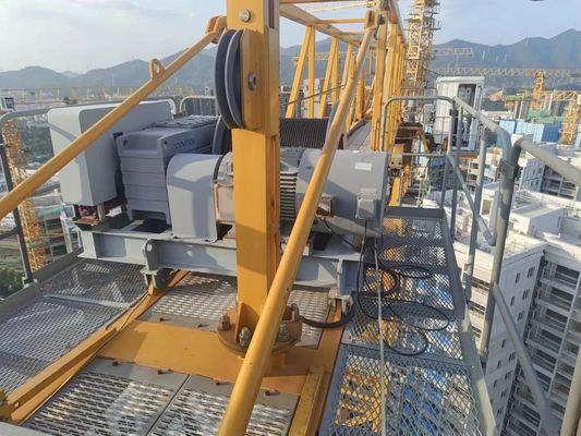 Reliable Stability Used Crane Zoomlion 7020-12 for Large-Scale Construction Building Projects