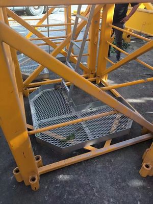 User-Friendly Operation Nre Nad Used Tower Crane Zoomlion W6013-6b Tower Crane