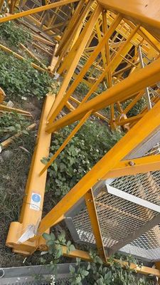 Safety Assurance New and Used Tower Crane Zoomlion 6015 Mobile Tower Crane