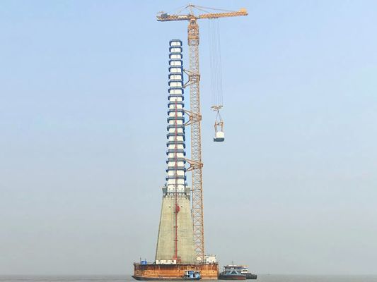 Zoomlion Brand 8t Mobile Tower Crane with Cabin