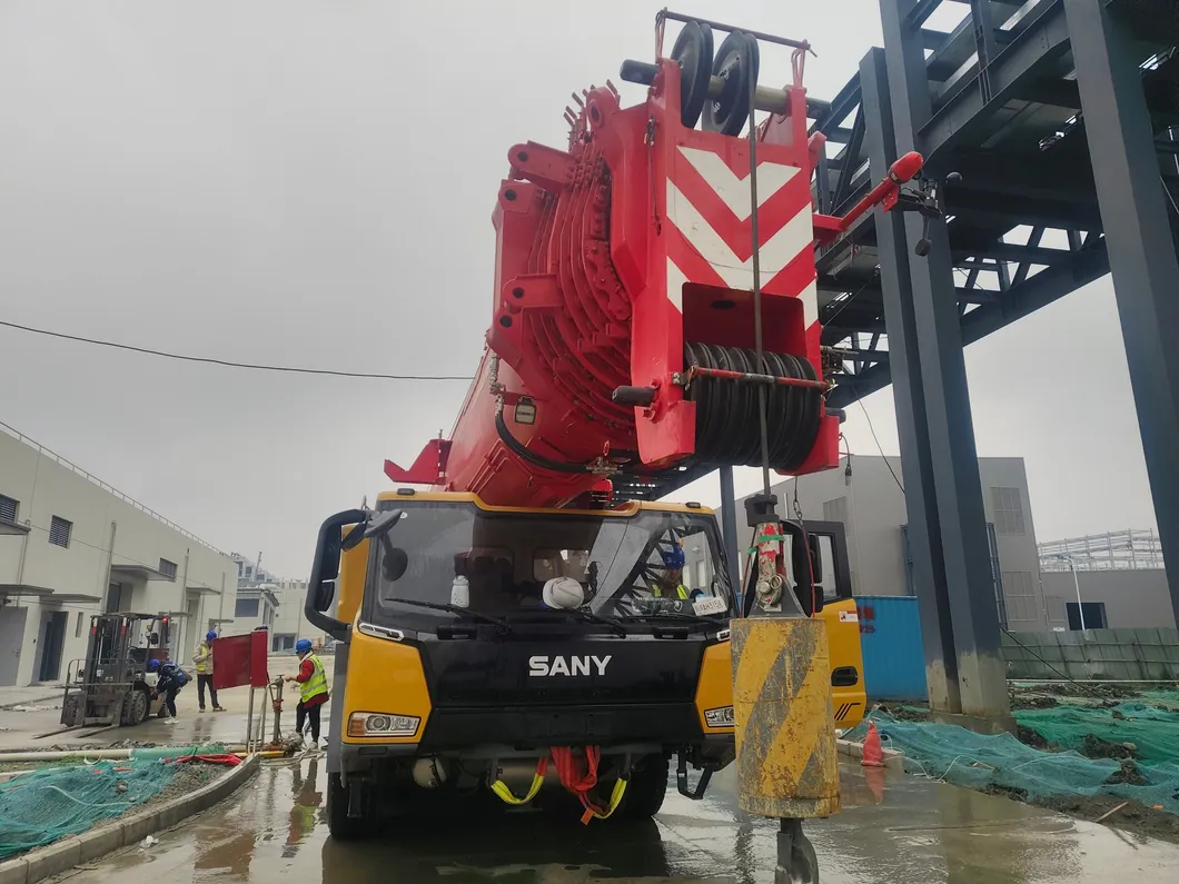 Second Hand Boom All Terrain Crane Truck 300 Ton Used Mobile Truck Crane for Sale in Good Condition Construction Machinery Lifting Equipment 3