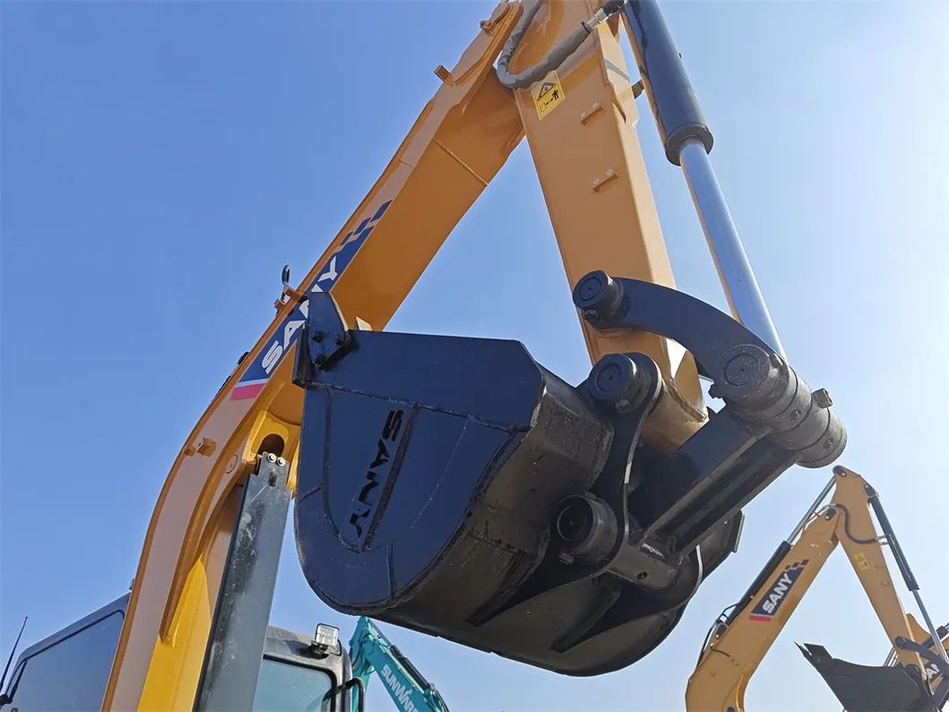 Second Hand Sy60 Crawler Mini 6t Excavator Price Used Backhoe Digger for Landscaping 3