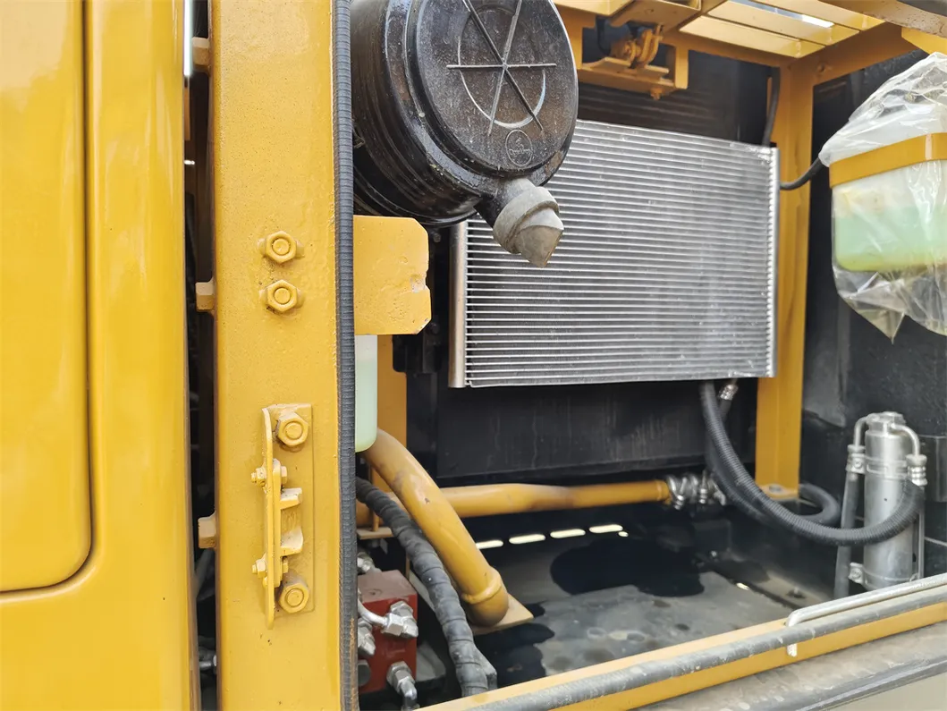 Used Sany Sy135c Sy135 13ton Earth Mover and RC Hydraulic Crawler Excavator for Sale 3
