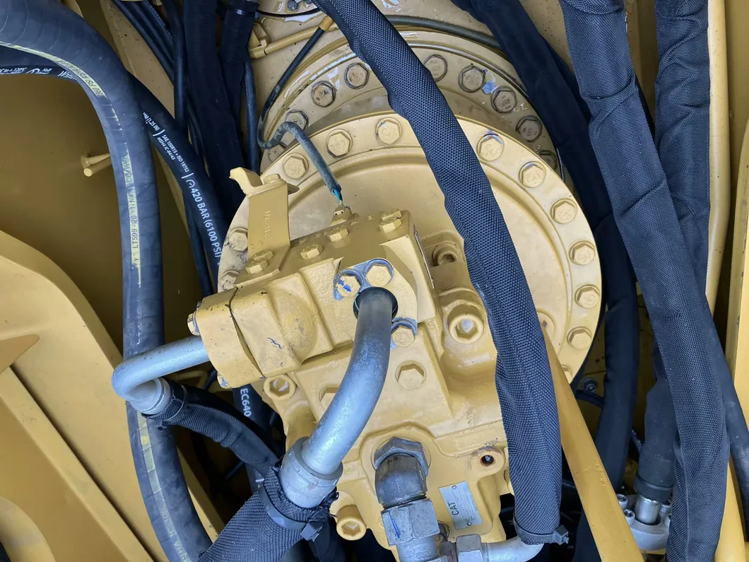 Construction Machinery Good Price 30tons Used Caterpillar Cat 330d Excavator for Sale 3