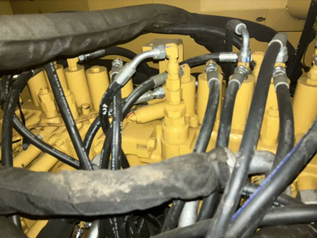 Construction Machinery Good Price 30tons Used Caterpillar Cat 330d Excavator for Sale 2