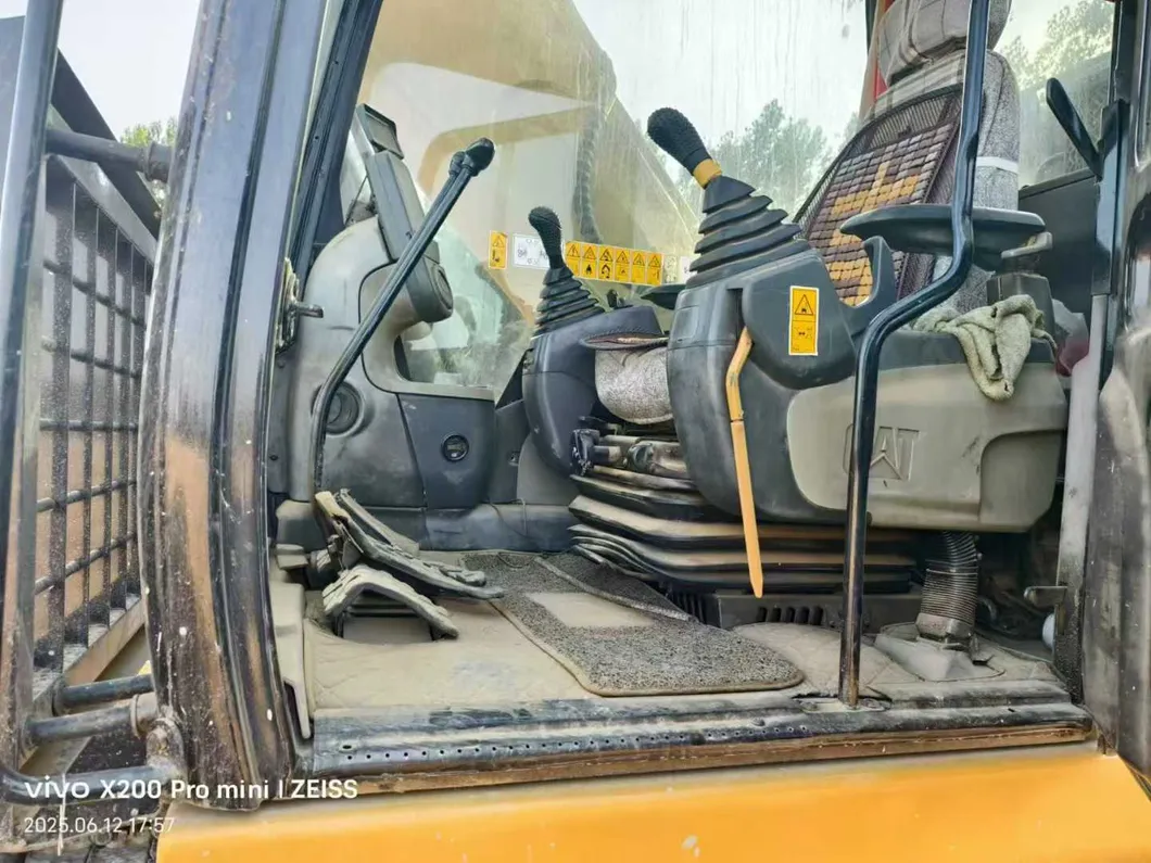 Refurbished Cat323D 323dl Low Price Good Quality Excavator for Sales 2