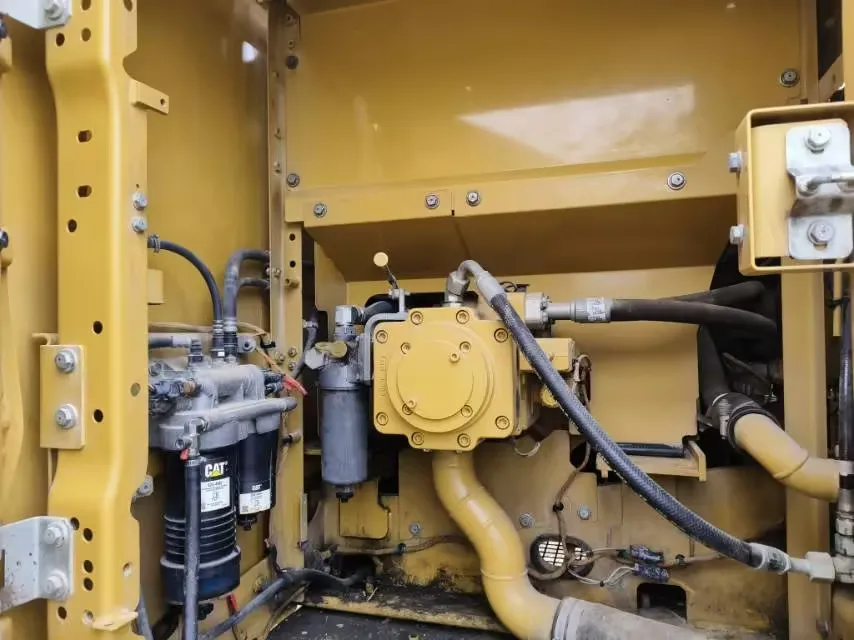 Newest Model 20 Tons Middle Size Cat 320gc Excavator Stock for Sales 1