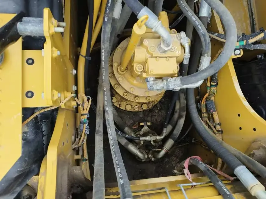 Newest Model 20 Tons Middle Size Cat 320gc Excavator Stock for Sales 2