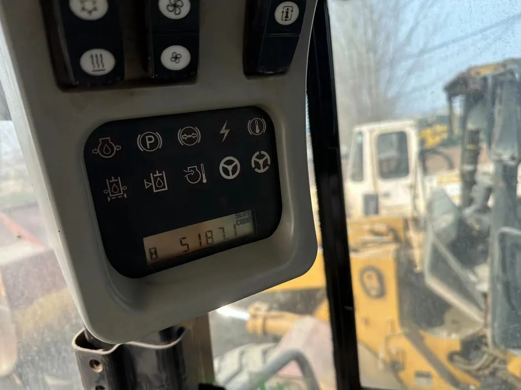 90% New Used Original Caterpillar Cat 972h Large 4X4 Wheel Loader Secondhand Cat 966 950 972 980 Front Wheel Loaders for Sale 3