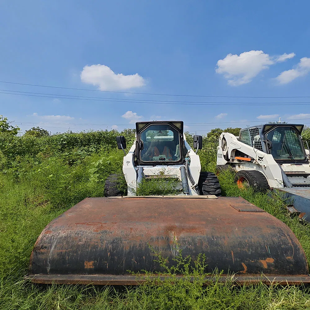 Bobcats300 185 300 USA Mini Skid Steer Loader with Closed Sweeper in Stock 5