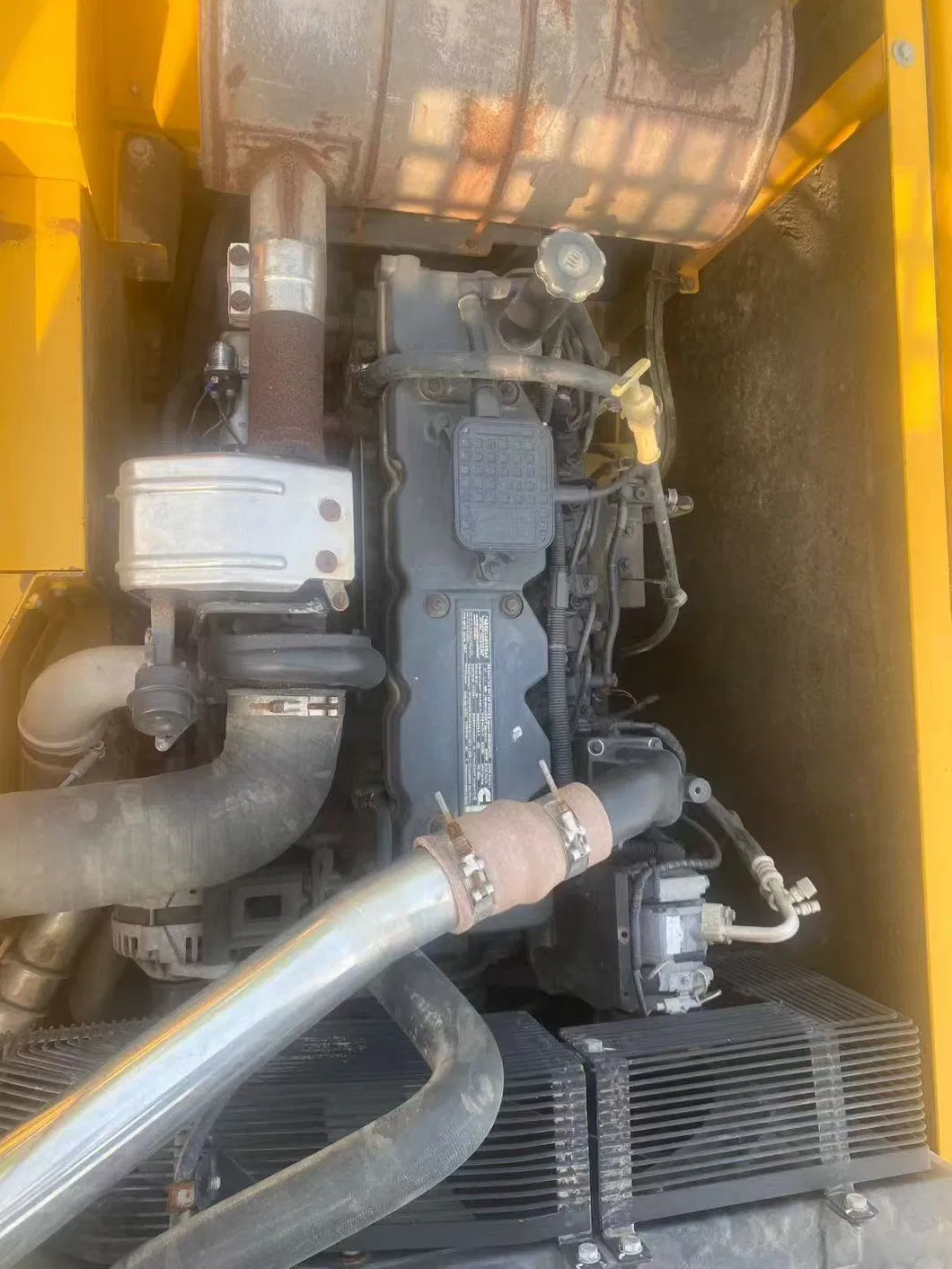 Liugong 925f Excavator Mini Excavator Model 925 in Stock Suitable for Road Construction 1