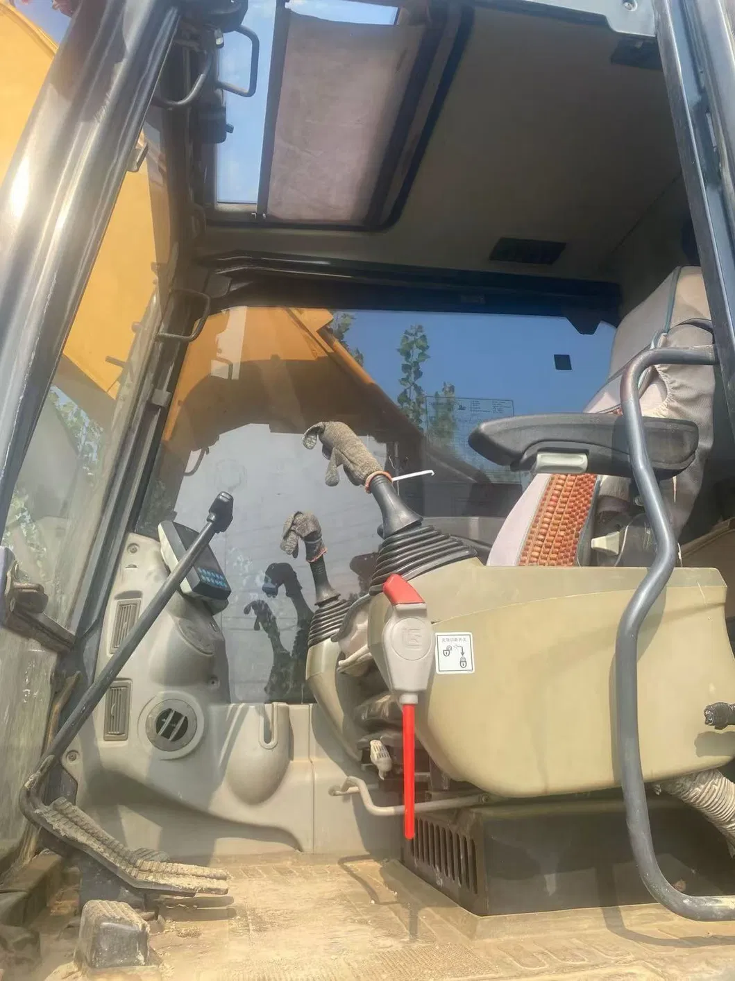 Liugong 925f Excavator Mini Excavator Model 925 in Stock Suitable for Road Construction 0