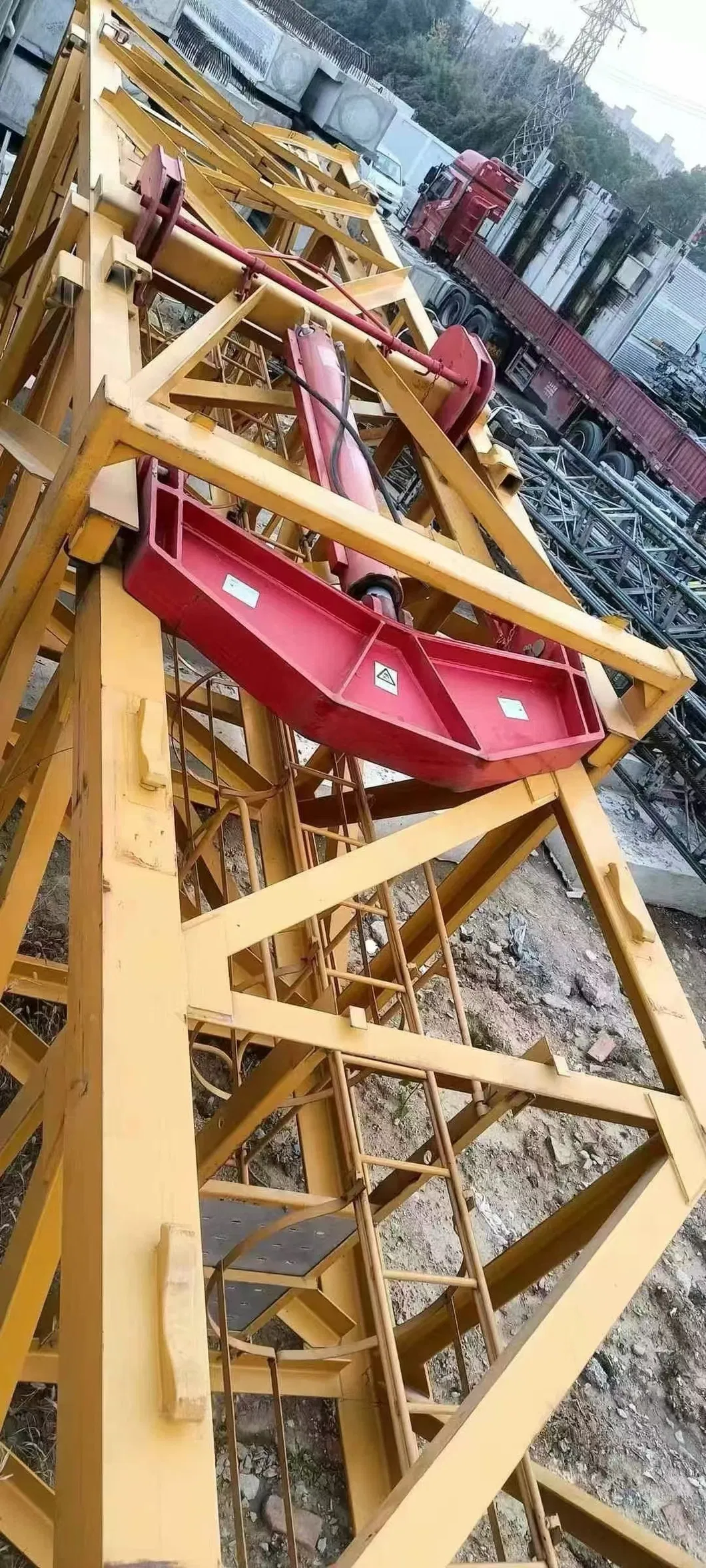 Advanced Safety 7527-18 Pre-Owned Tower Cranes with Cutting-Edge Technology 2