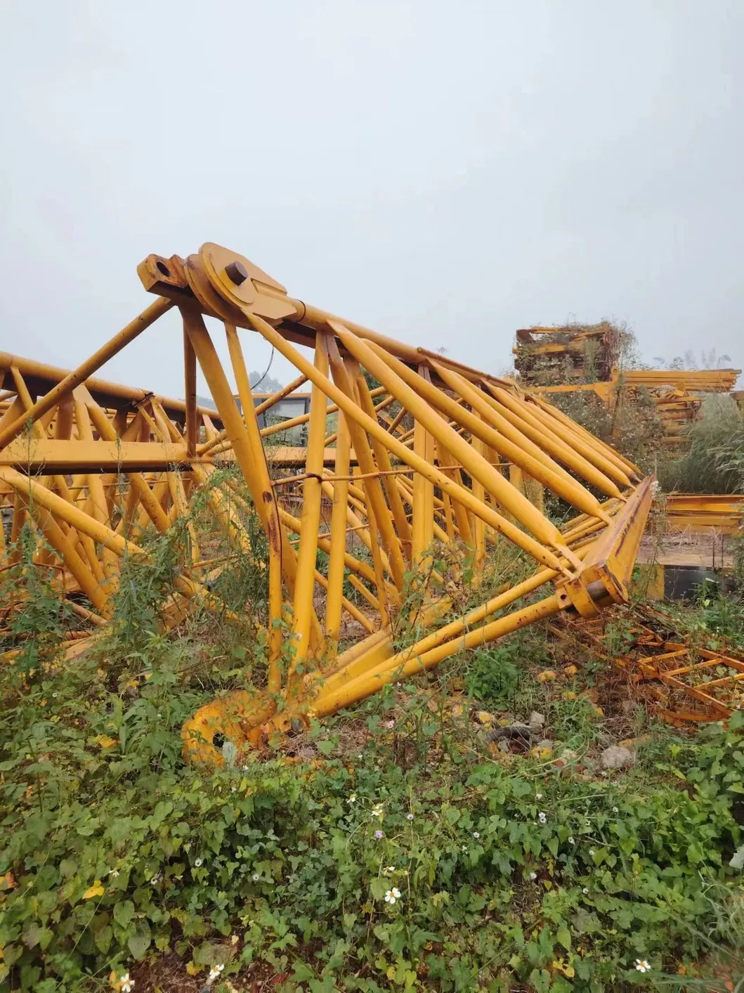 Long Durability Certified Pre-Owned Tower Cranes Zoomlion T1100-63 From Lifting Heavy Materials 3