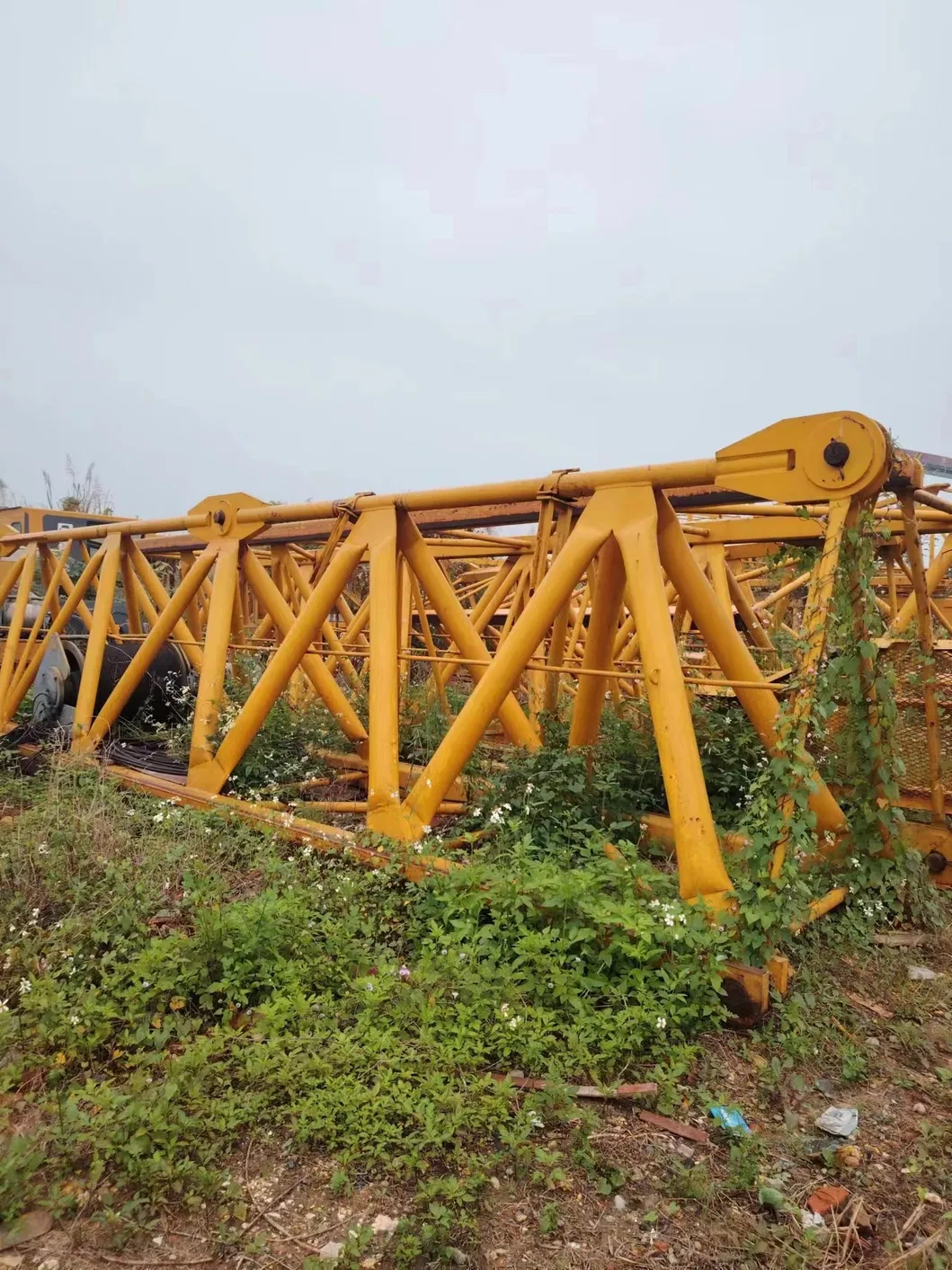 Long Durability Certified Pre-Owned Tower Cranes Zoomlion T1100-63 From Lifting Heavy Materials 4