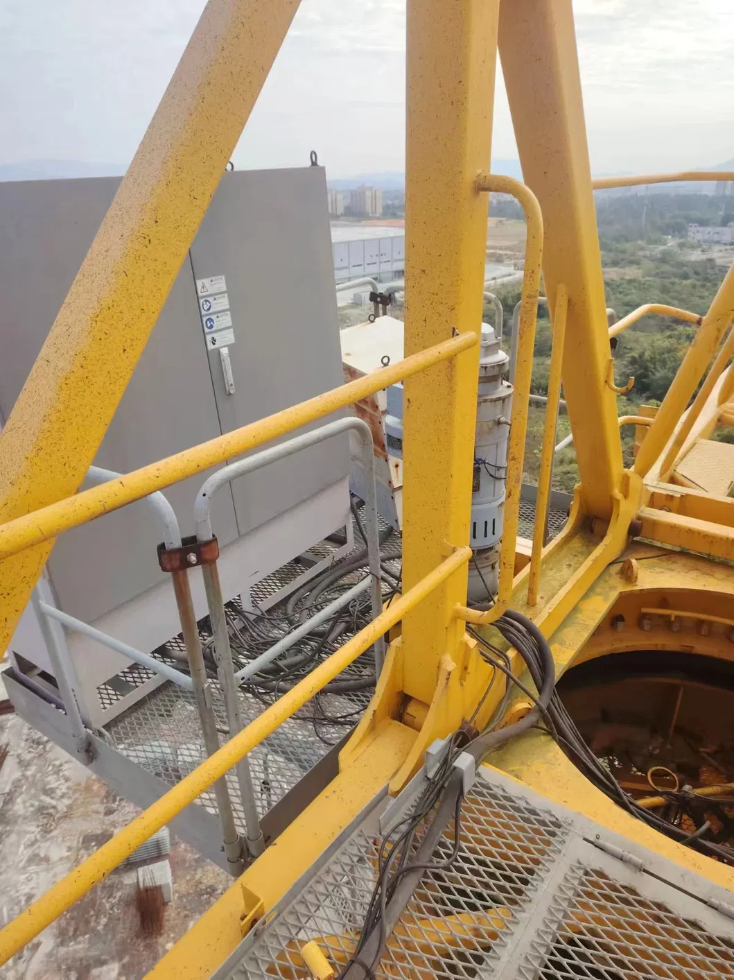 12 Tons Exceptional Lifting Capacity Hydraulic Cranes Zoomlion 7020-12 with 70m Wide Working Radius 2