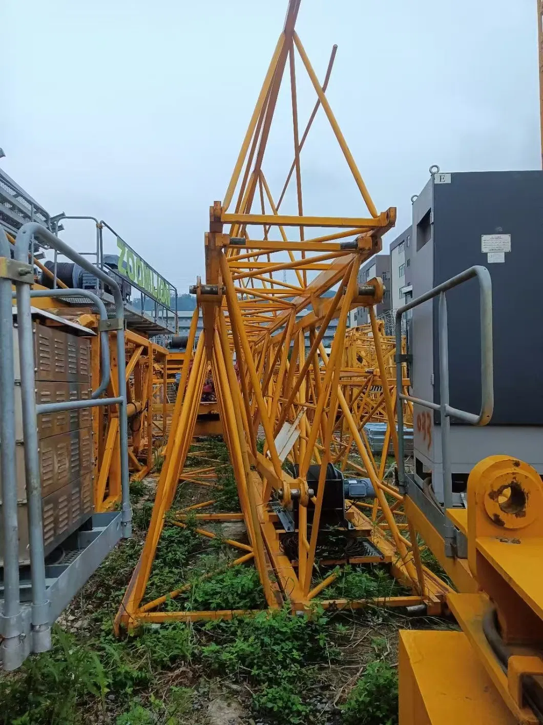 High Safety Standards Tower Crane Zoomlion W6013-6A Used Machine Crane 4