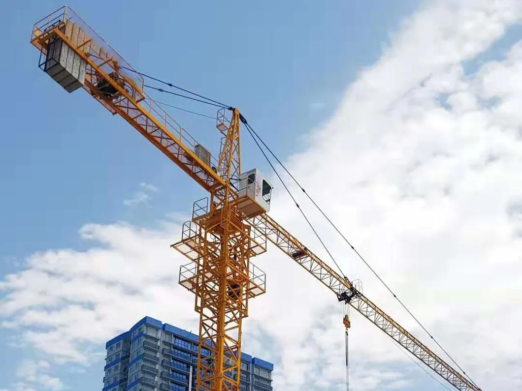 Zoomlion Brand 8t Mobile Tower Crane with Cabin 5