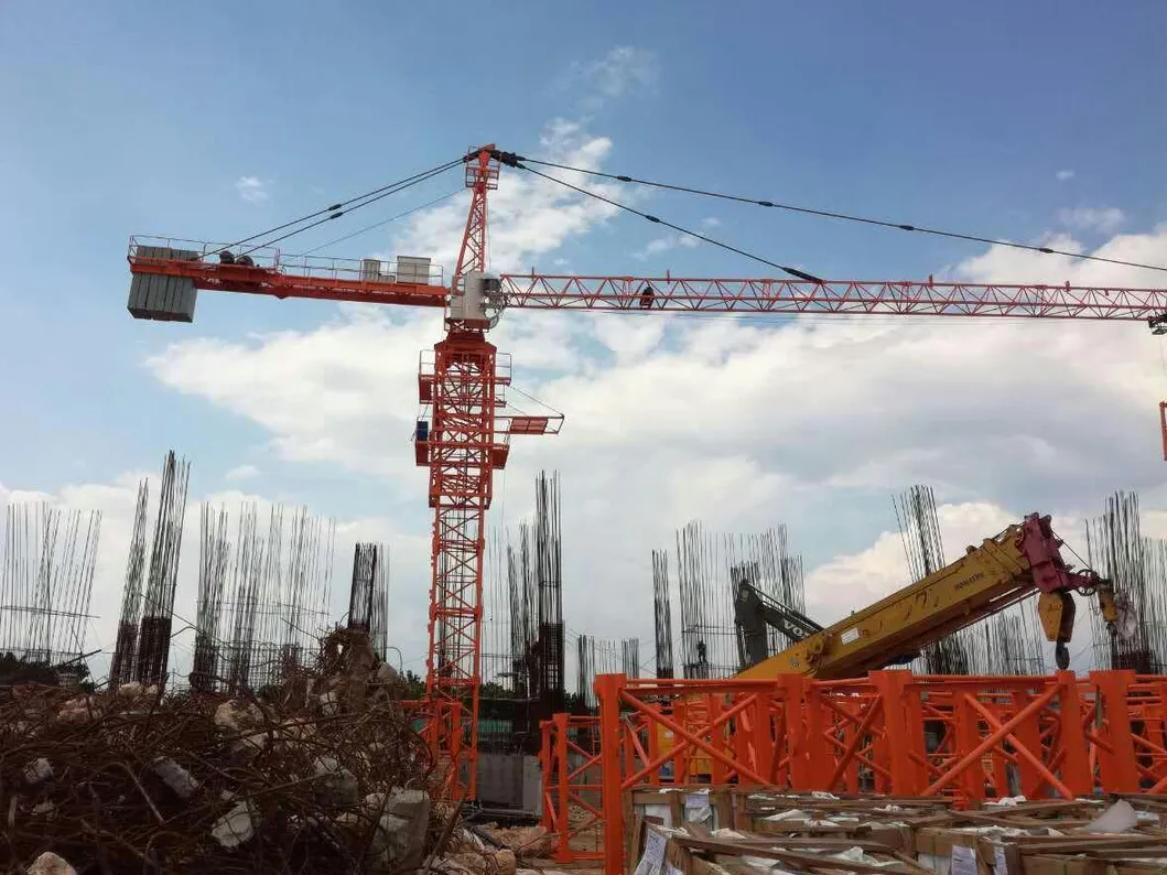 Zoomlion Brand 8t Mobile Tower Crane with Cabin 6