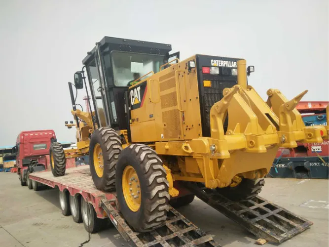 Used Excavator Caterpillar E300b Made in Japan, Crawler Excavator for Sale 4