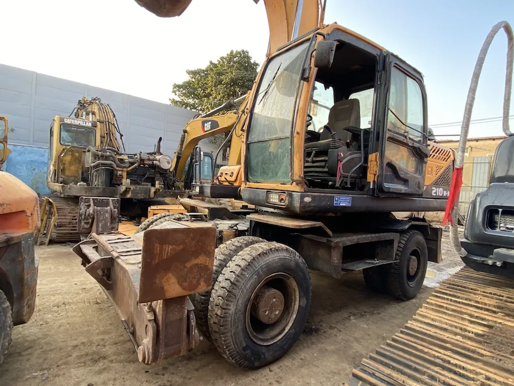 South Korea Made Hyundai 220LC-9s Used Excavator 22ton 220LC Hyundai Excavator Good Price 4