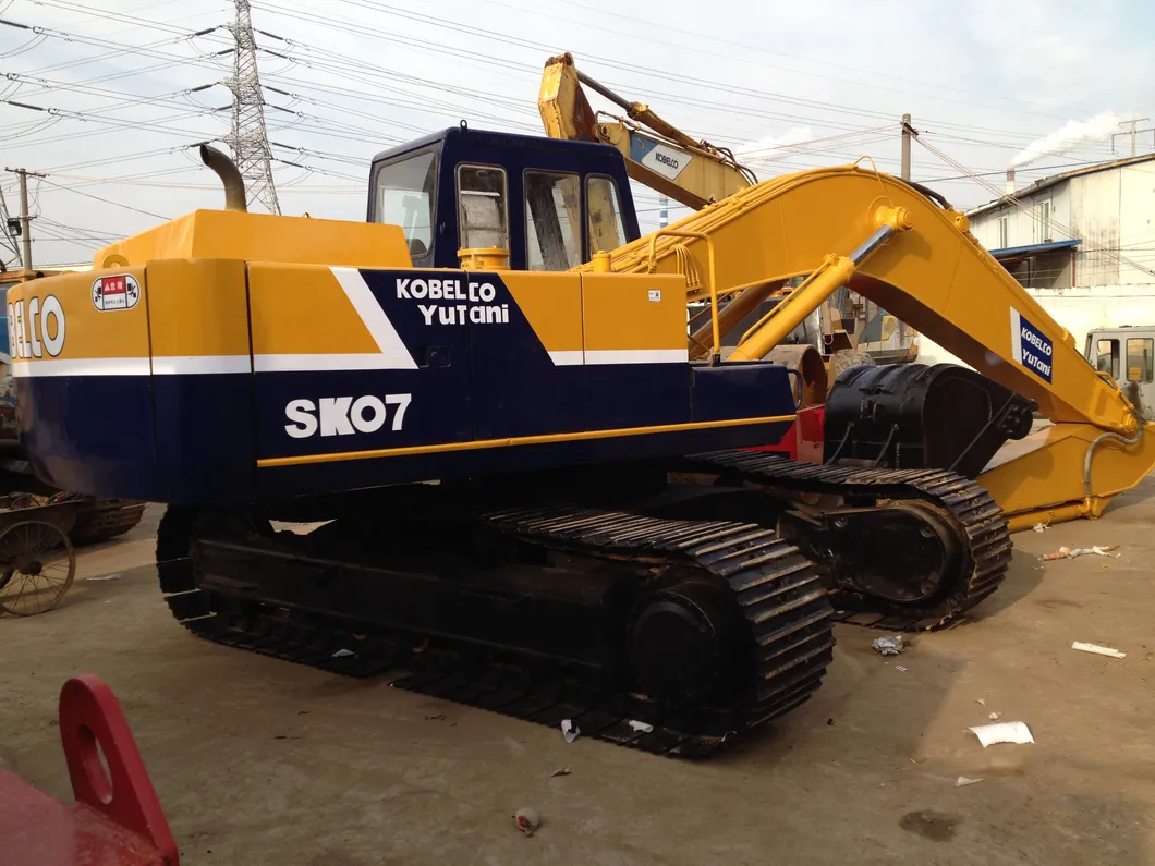 Used Japan Brand Excavator Kobelco 200-2 in Best Working Condition for Sale 0